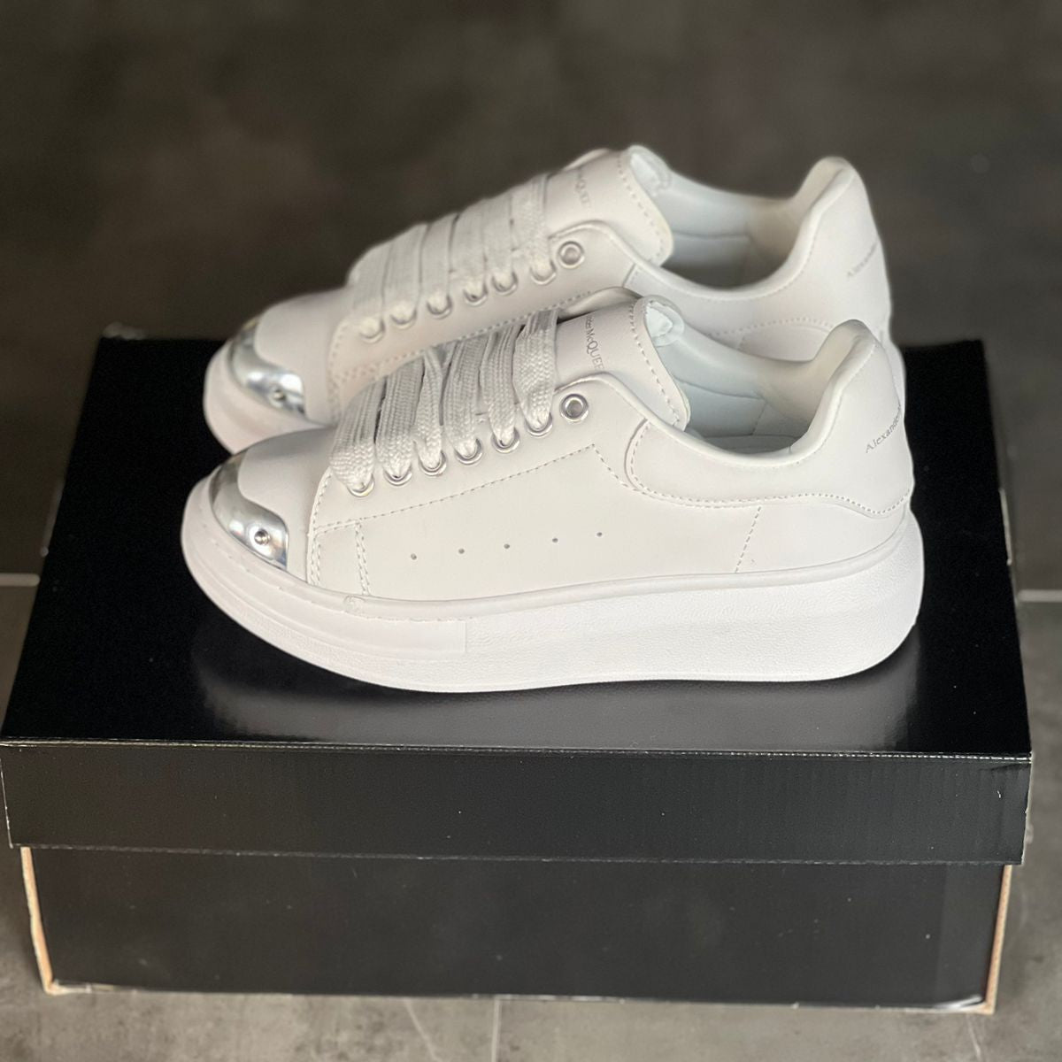 Alexander McQueen Blancos | Hombre y Dama