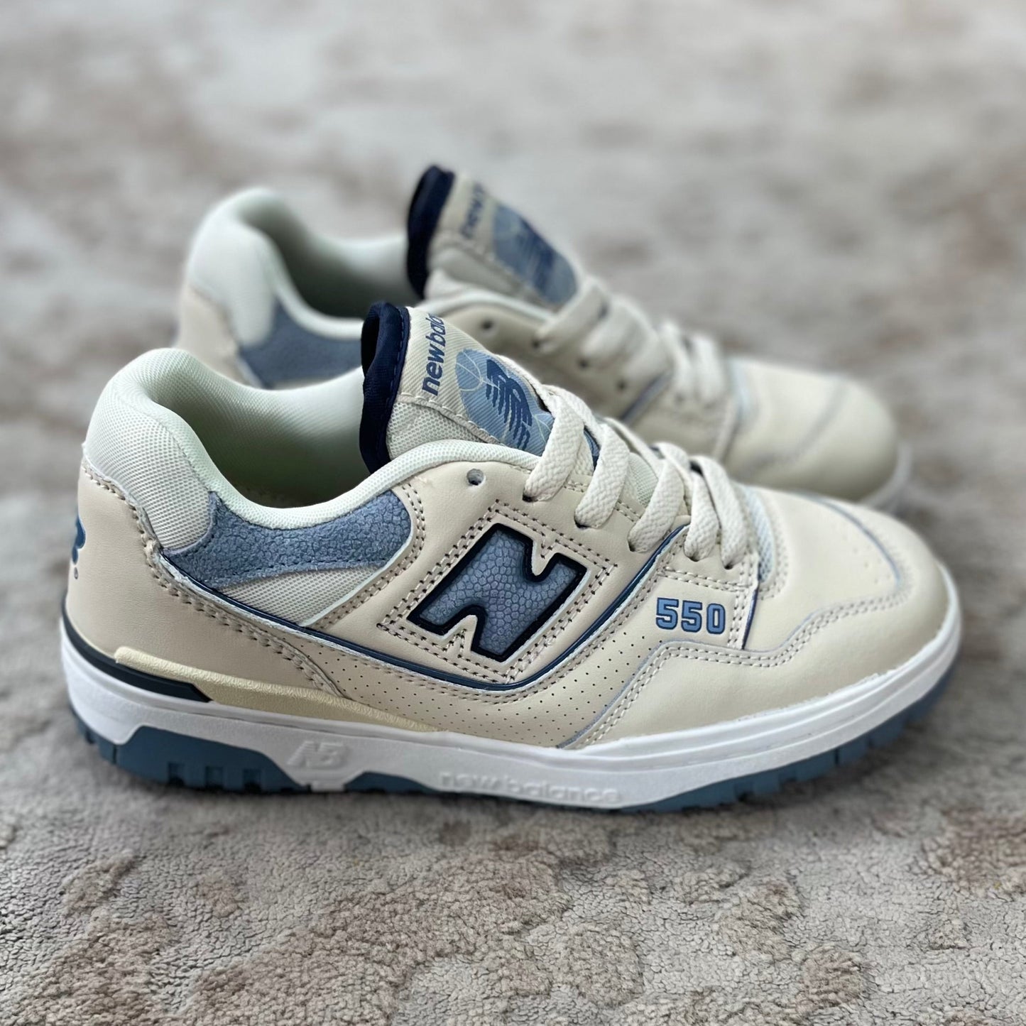 New Balance 550 Beige y Azul | Hombre y Dama