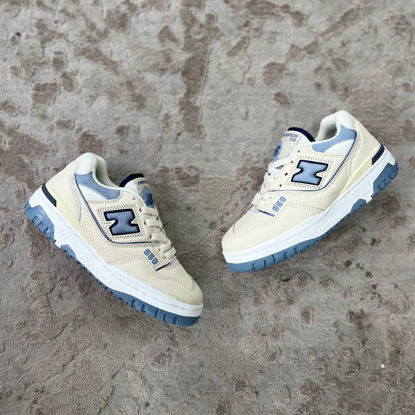 New Balance 550 Beige y Azul | Hombre y Dama