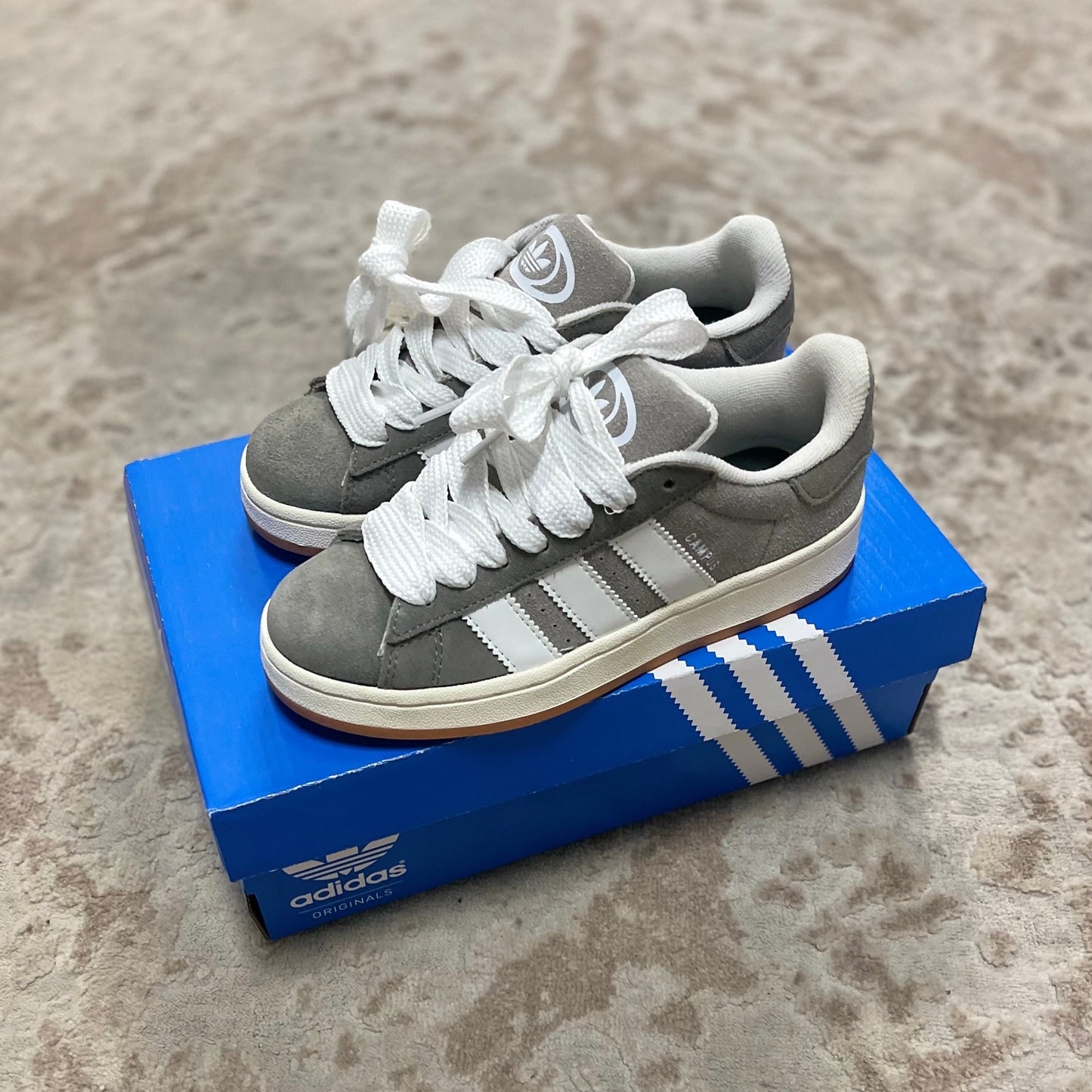 Adidas Campus Gris | Hombre y Dama